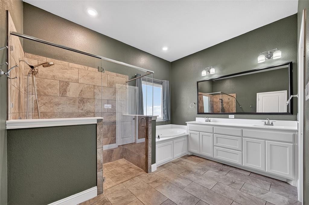 1506 Back Stretch Road Justin, TX 76247 - Photo 20 of 37