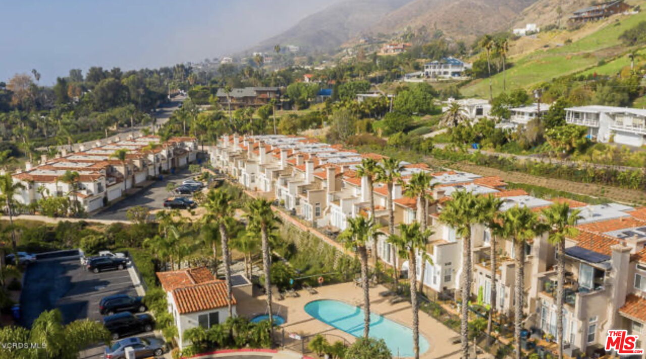6436 Lunita Road Malibu, CA 90265 - Photo 41 of 54 a view of a city