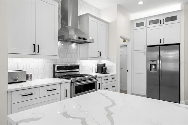 $5,850 | 11913 Keating Drive, Tampa, FL 33626