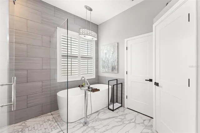 $5,850 | 11913 Keating Drive, Tampa, FL 33626