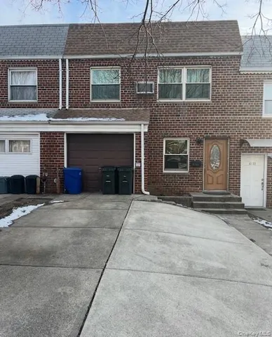 a house view with a outdoor space