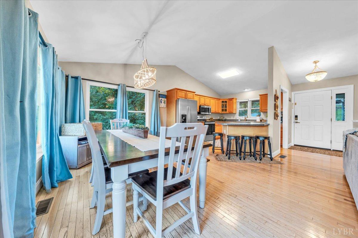16520 Moneta Road Moneta, VA 24121 - Photo 13 of 83 Gallery Image 13