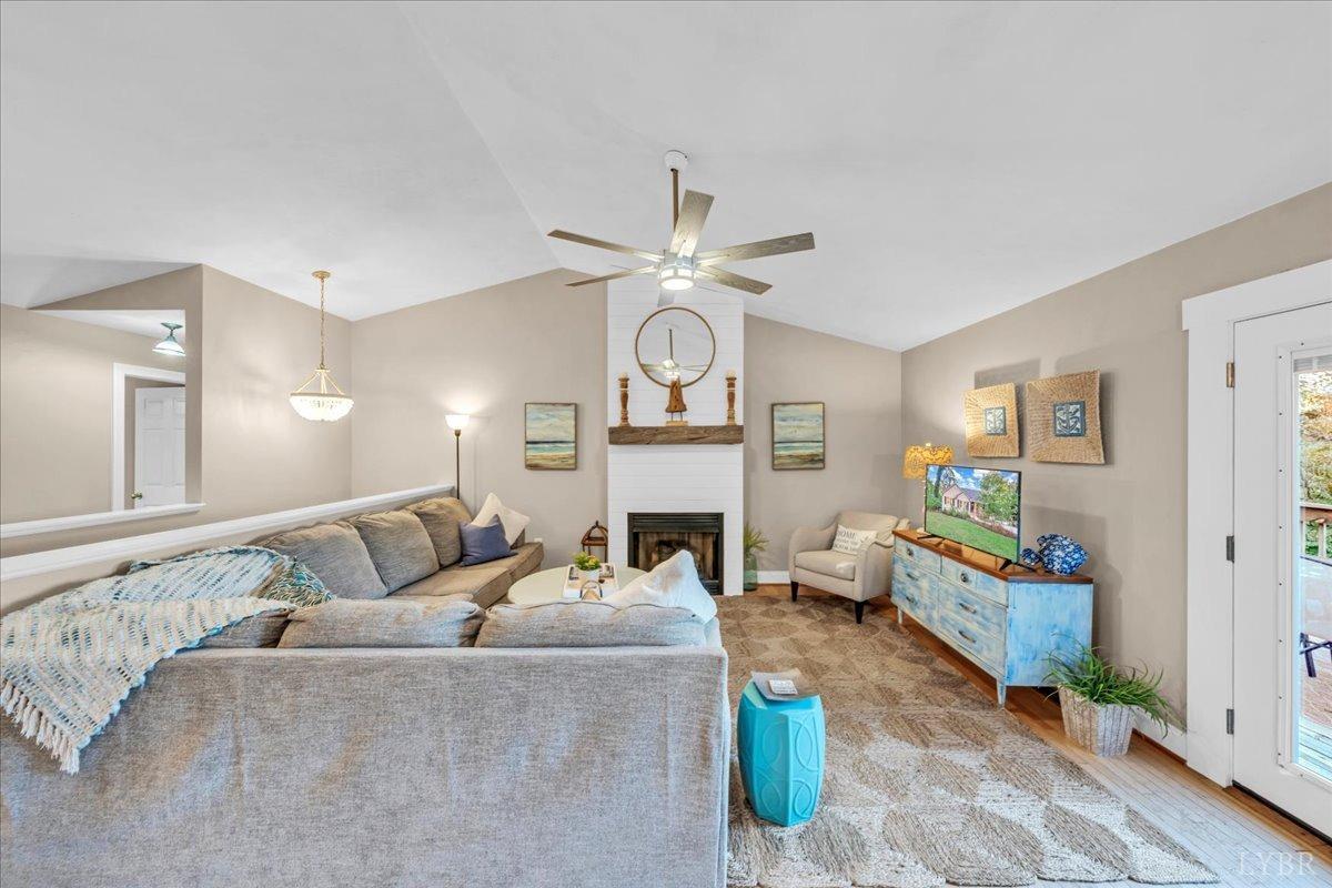 16520 Moneta Road Moneta, VA 24121 - Photo 15 of 83 Gallery Image 15