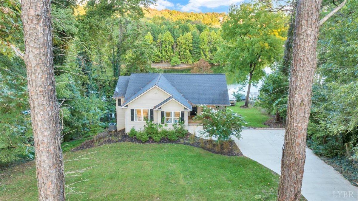 16520 Moneta Road Moneta, VA 24121 - Photo 63 of 83 Gallery Image 63