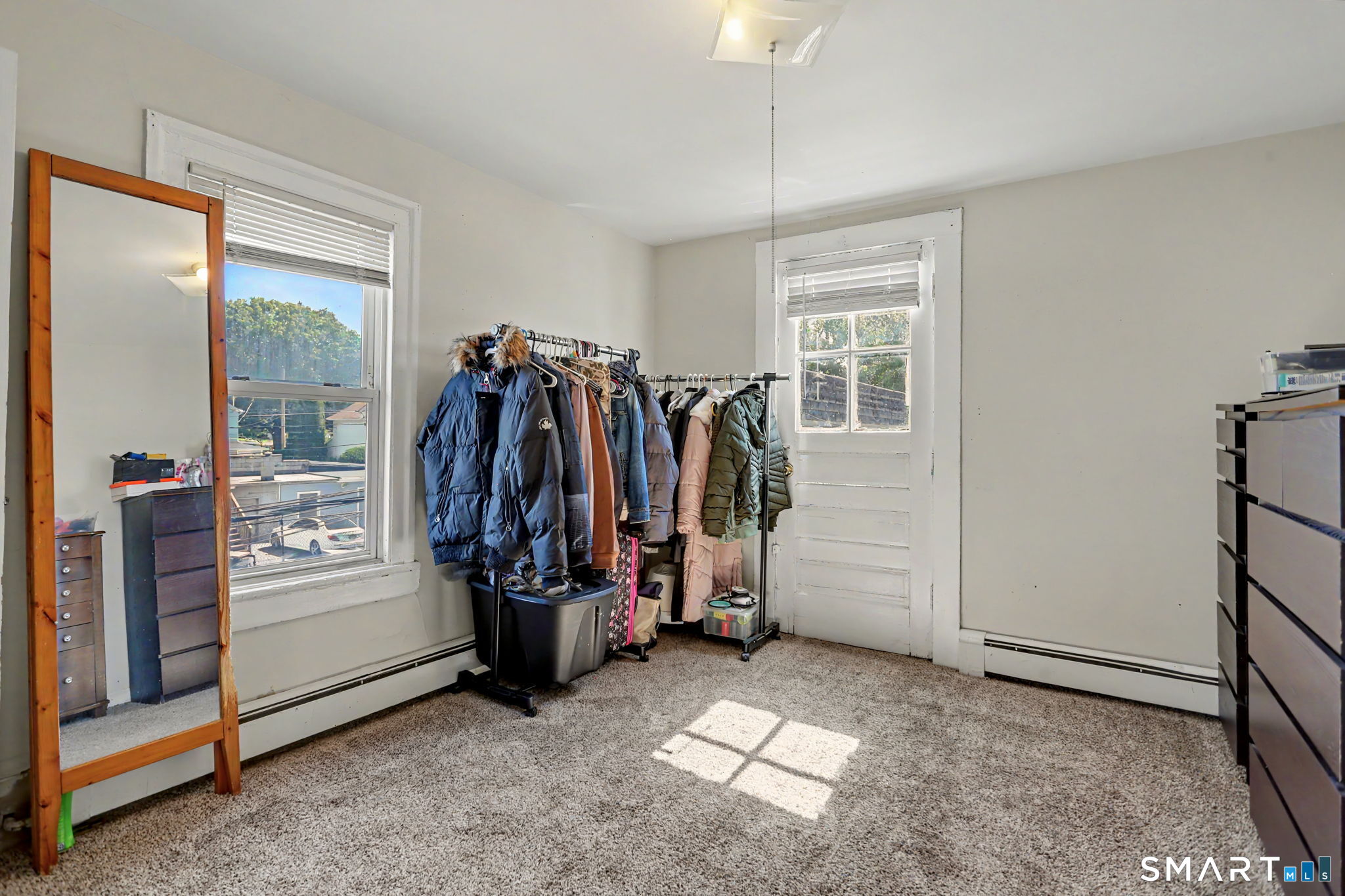 178 Linen Avenue Bridgeport, CT 06604 - Photo 11 of 29