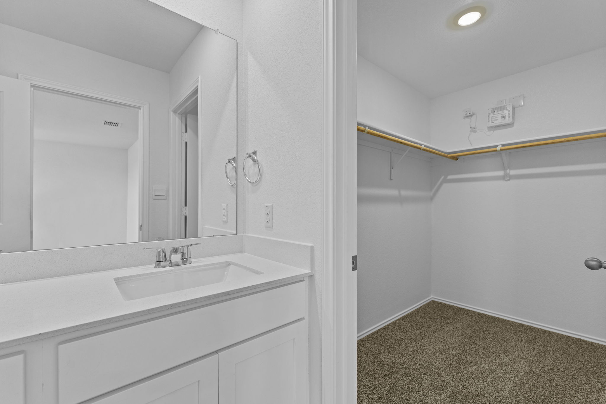 308 Santo Domingo Road Bastrop, TX 78602 - Photo 6 of 31