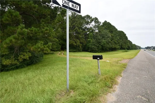 $1,500,000 | 5129 Hwy 165 Highway, Ball, LA 71405