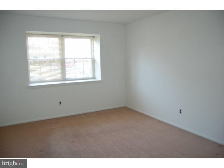 39 Shannon Road North Wales, PA 19454 - Photo 5 of 12 Bedroom - Main