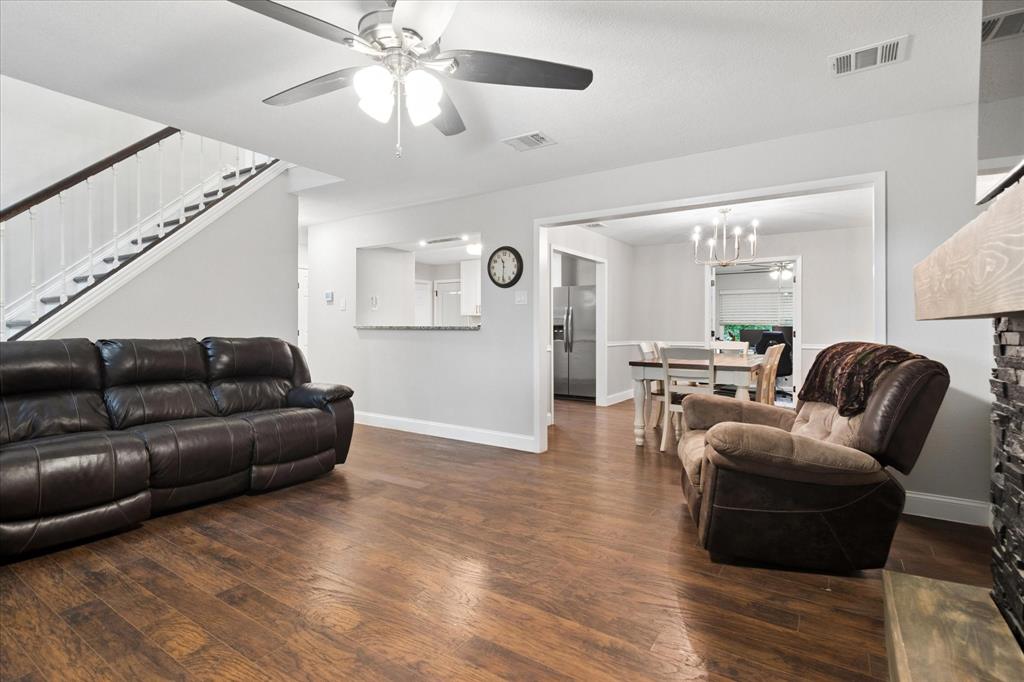 8912 South Hickory Road Krum, TX 76249 - Photo 3 of 24