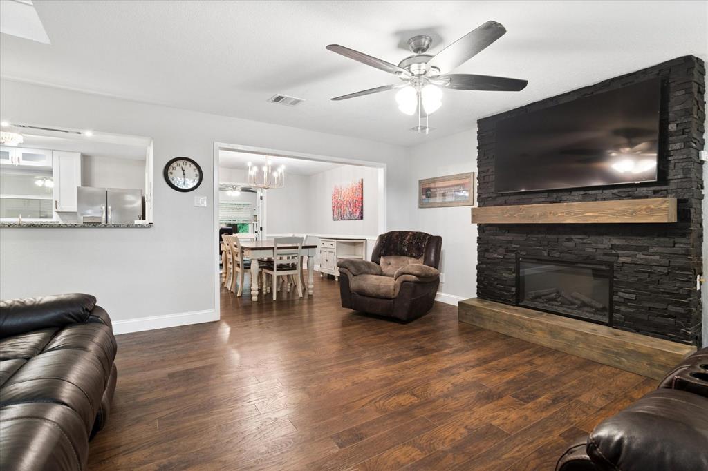 8912 South Hickory Road Krum, TX 76249 - Photo 6 of 24