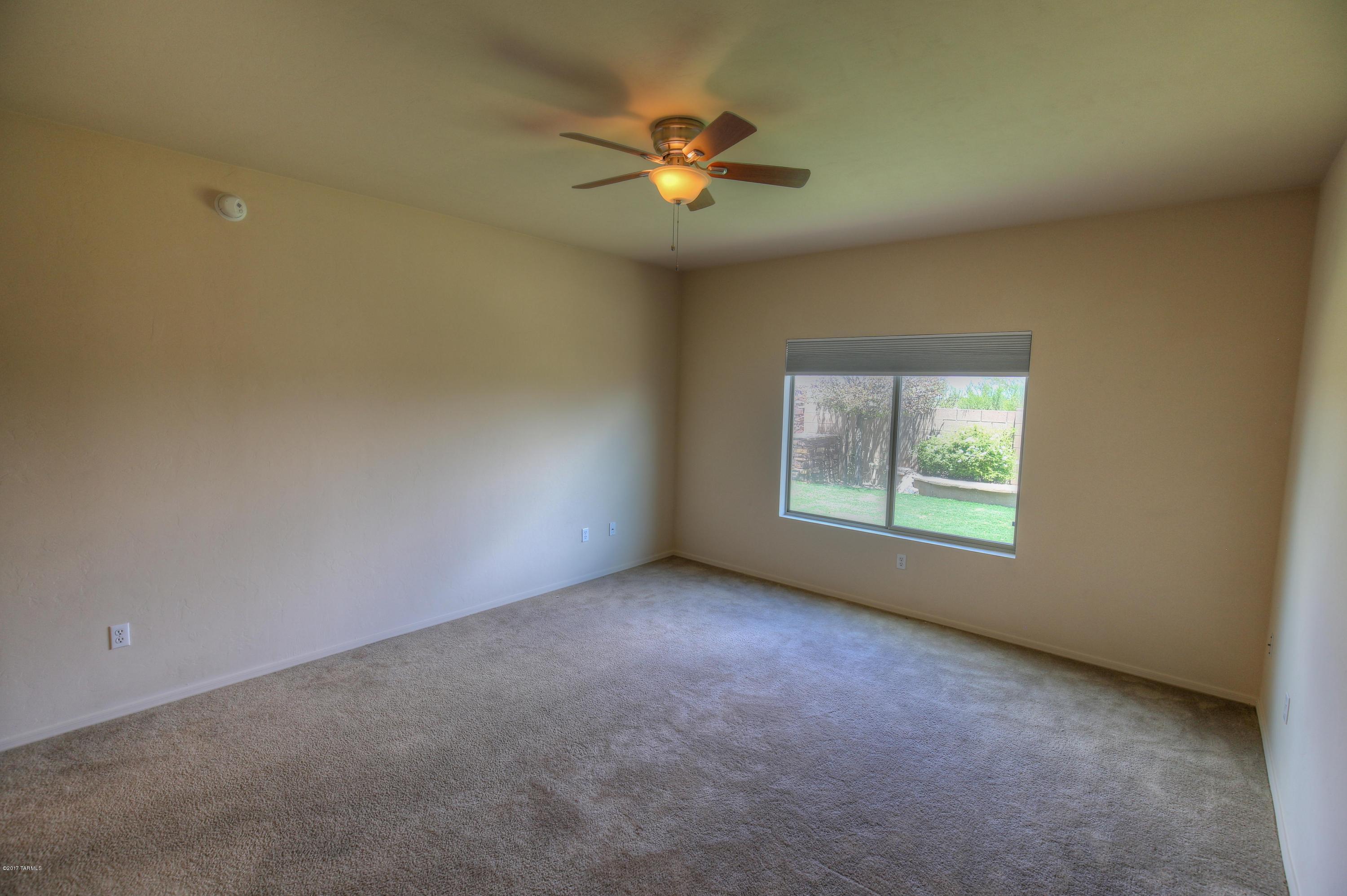 10457 East Rita Ranch Crossing Circle Tucson, AZ 85747 - Photo 12 of 34
