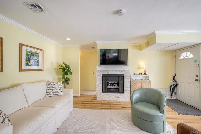 $599,000 | 13328 Caminito Ciera, Unit 16, San Diego, CA 92129