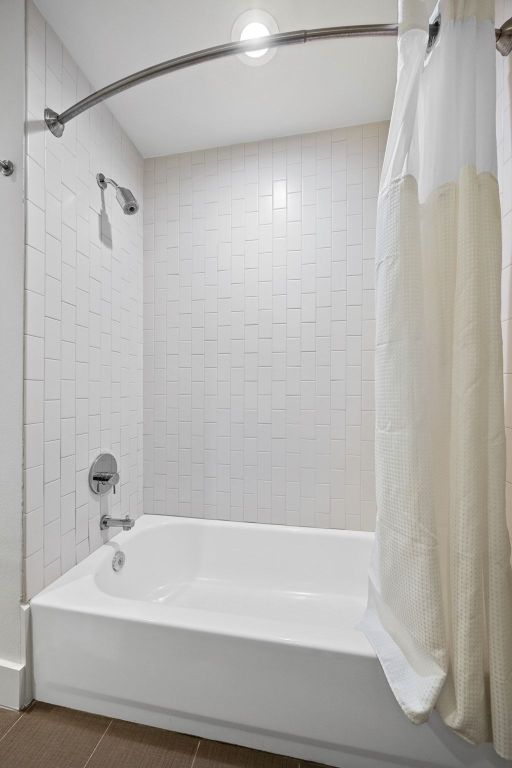 1603 Enfield Road, Unit 211 Austin, TX 78703 - Photo 16 of 20