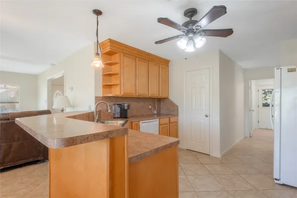 $385,700 | 15 Lake Side, Trinity, TX 75862