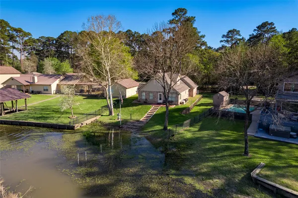 $385,700 | 15 Lake Side, Trinity, TX 75862