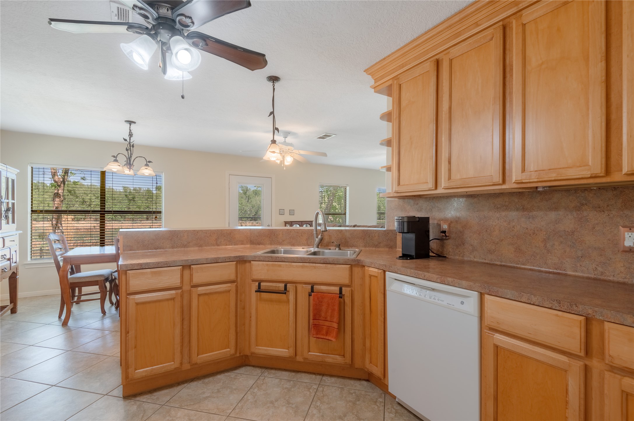 15 Lake Side Trinity, TX 75862 - Photo 5 of 33 Kitchen