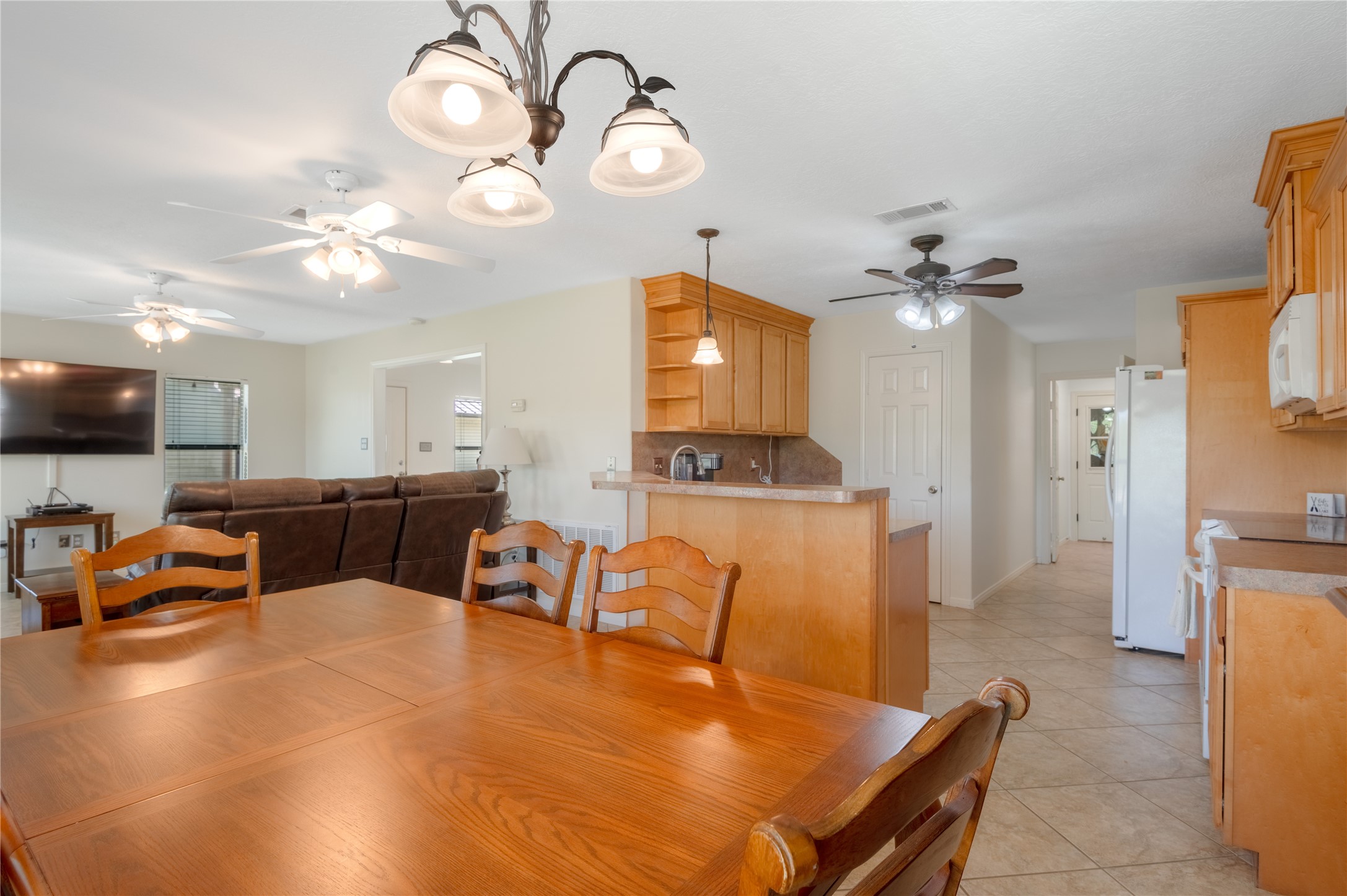 15 Lake Side Trinity, TX 75862 - Photo 10 of 33