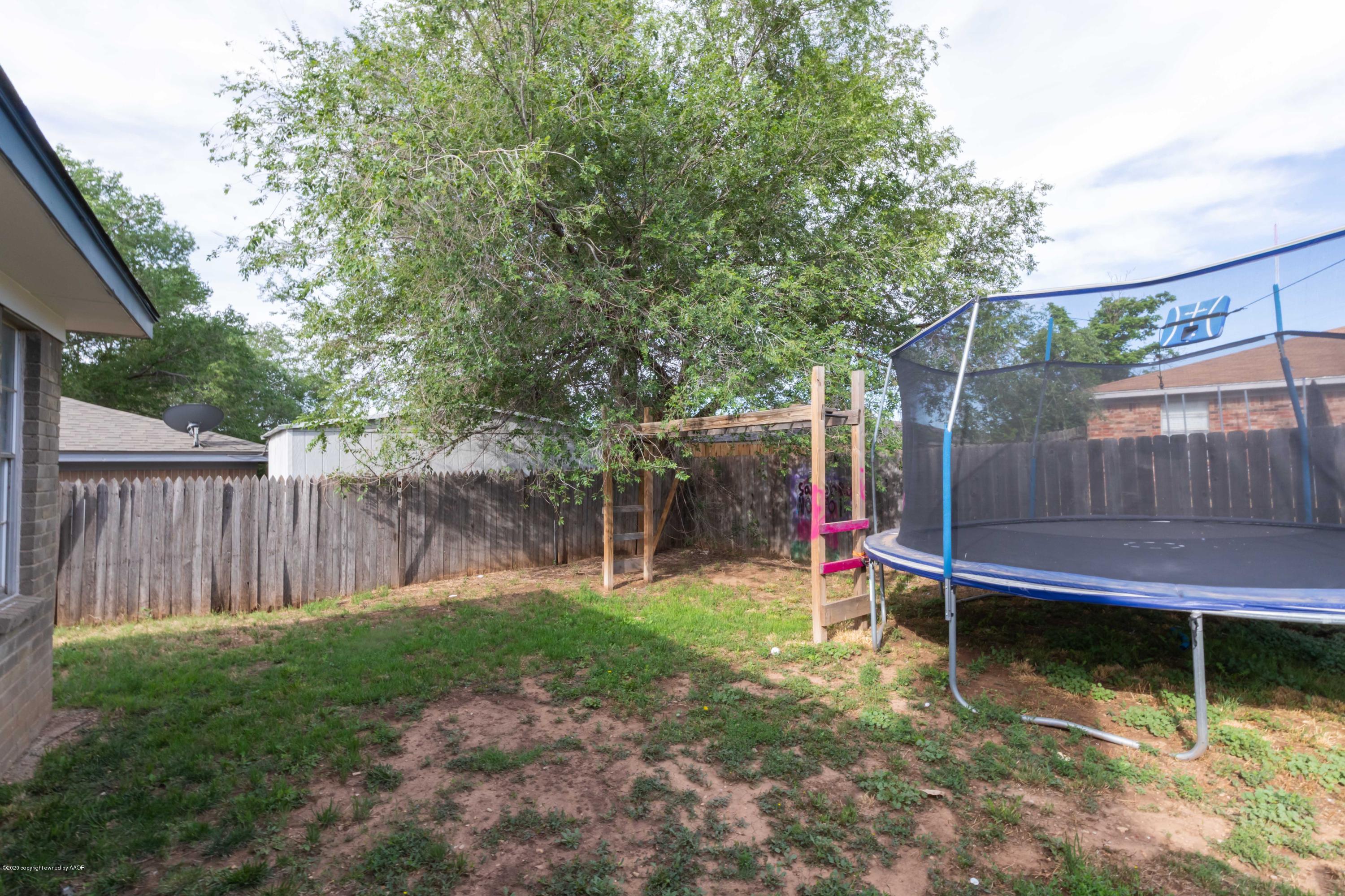 5204 Susan Drive Amarillo, TX 79110 - Photo 32 of 34 BACKYARD VIEW 2