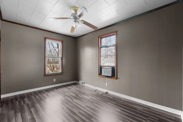 $110,000 | 3940 12th Street, Rock Island, IL 61201