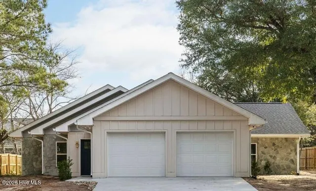 $589,900 | 6033 Shiloh Drive, Wilmington, NC 28409