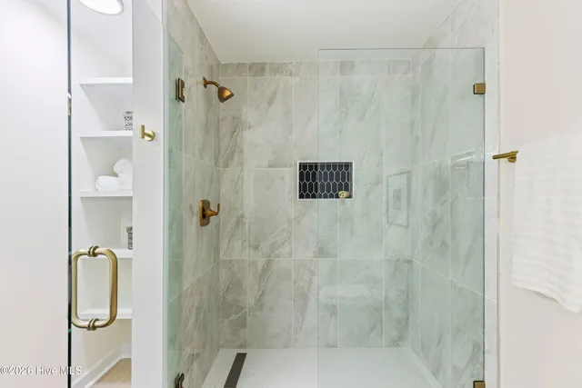 $589,900 | 6033 Shiloh Drive, Wilmington, NC 28409