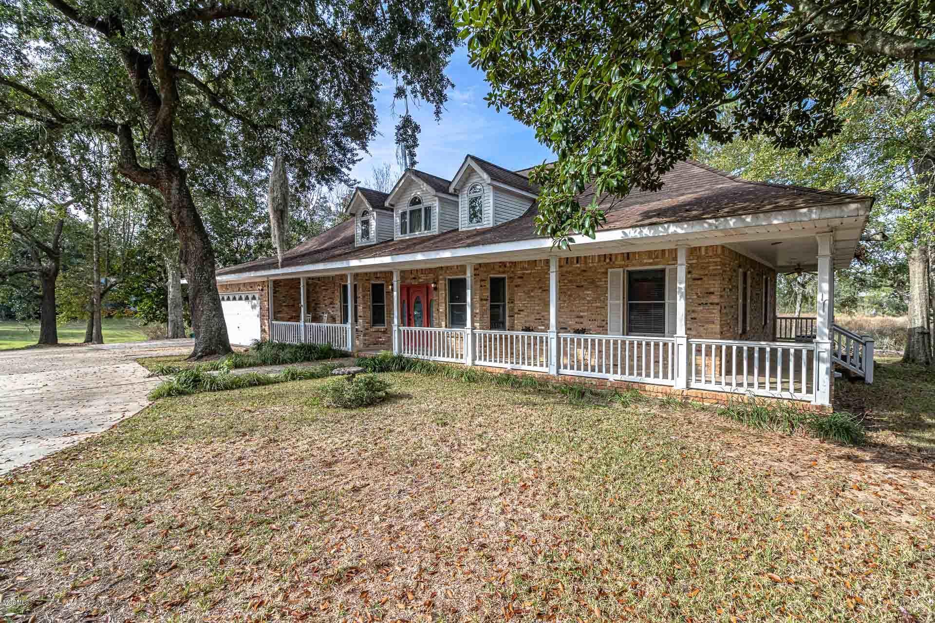 4913 Ridgewood Drive Moss Point, MS 39563 - Photo 1 of 37 Outside front 1.3