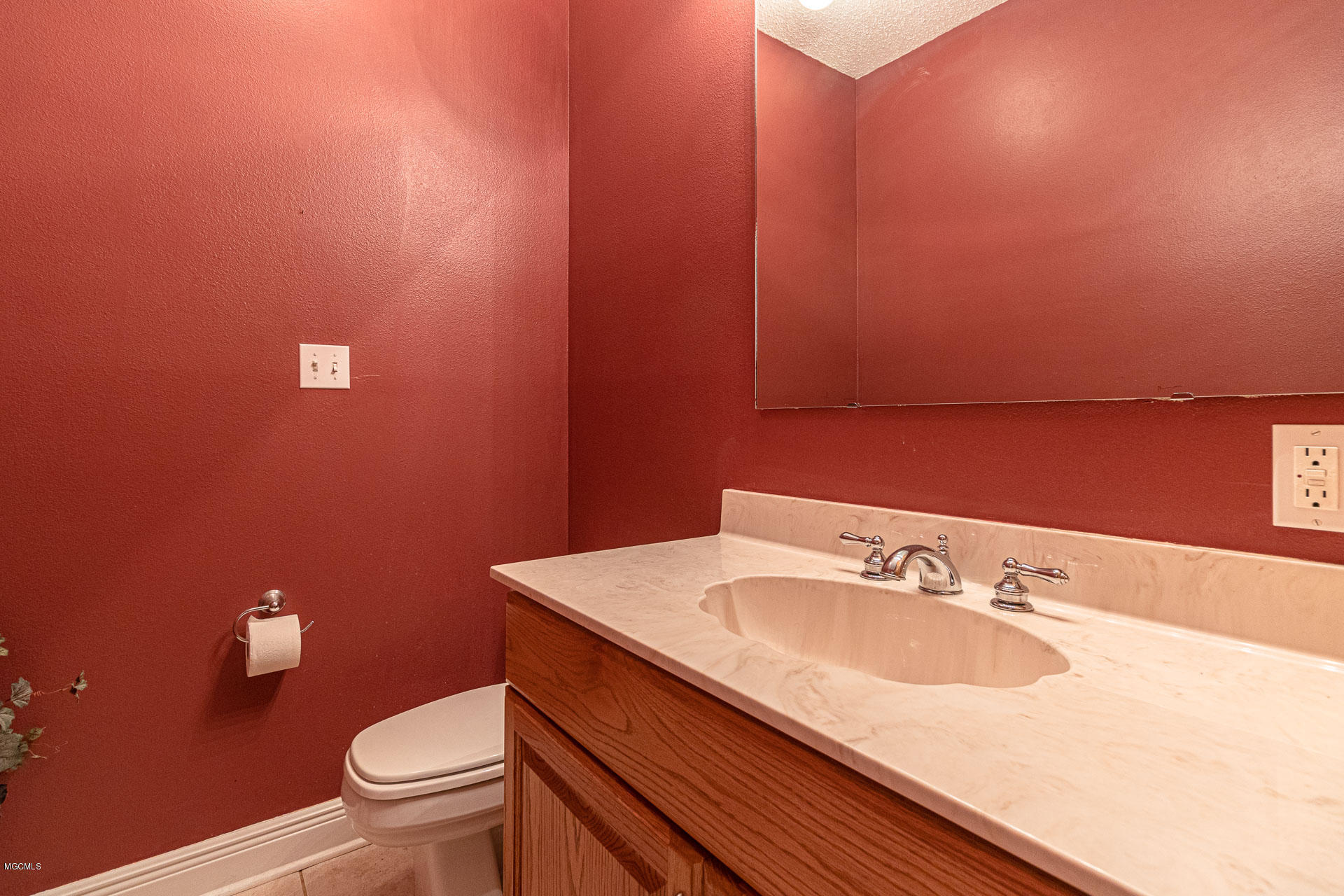 4913 Ridgewood Drive Moss Point, MS 39563 - Photo 30 of 37 Bath 1-2