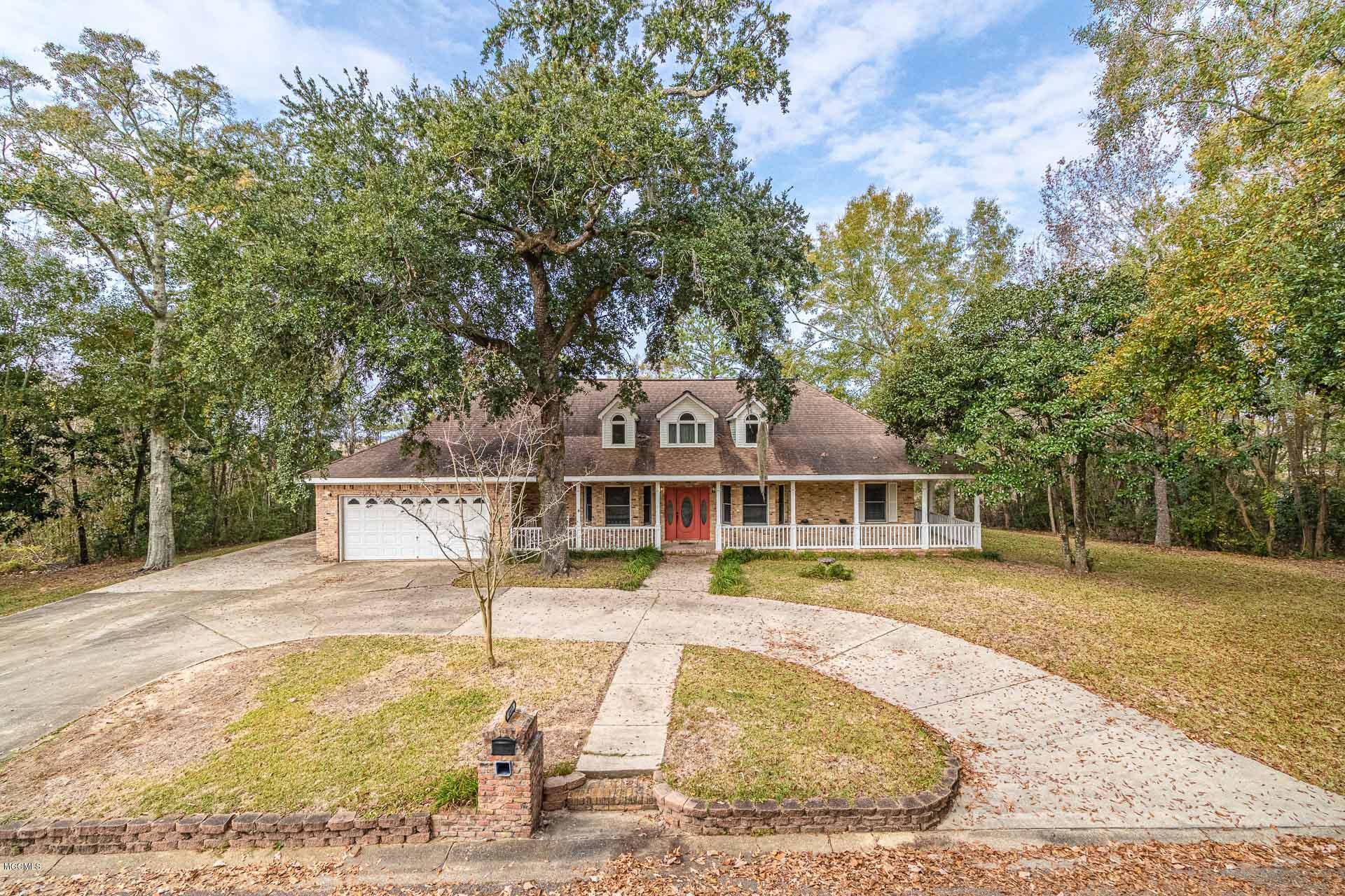 4913 Ridgewood Drive Moss Point, MS 39563 - Photo 3 of 37 Outside front 1.4