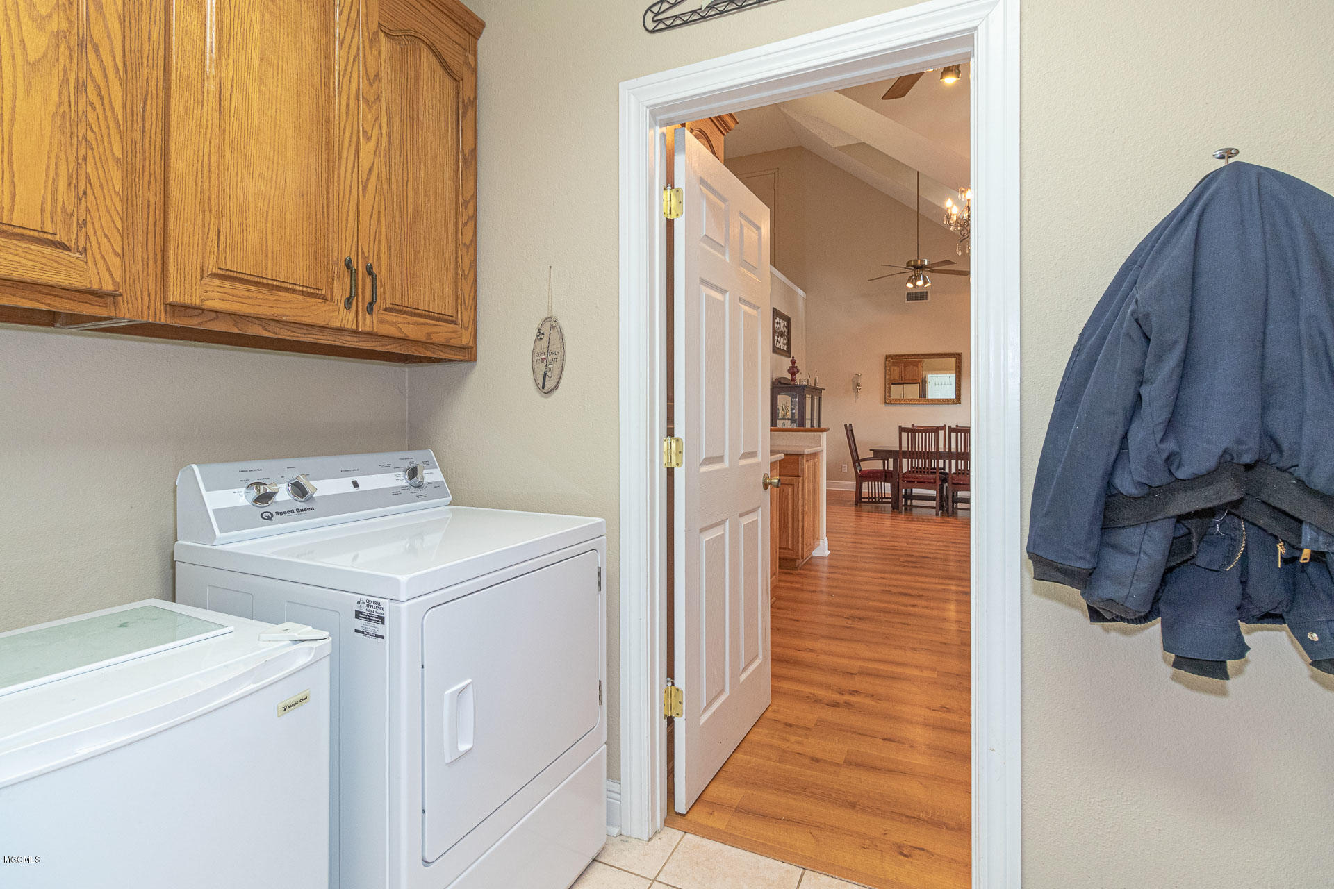 4913 Ridgewood Drive Moss Point, MS 39563 - Photo 33 of 37 Laundry room 1.2