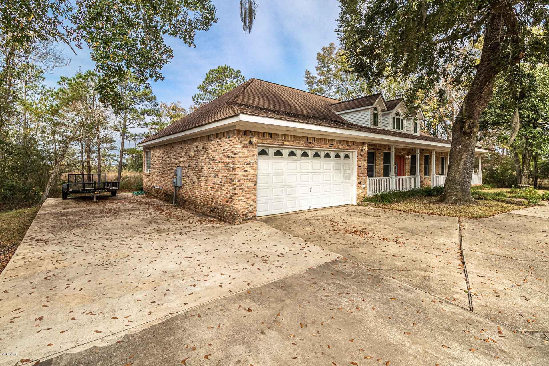 4913 Ridgewood Drive Moss Point, MS 39563 - Photo 36 of 37 Outside front 1.7