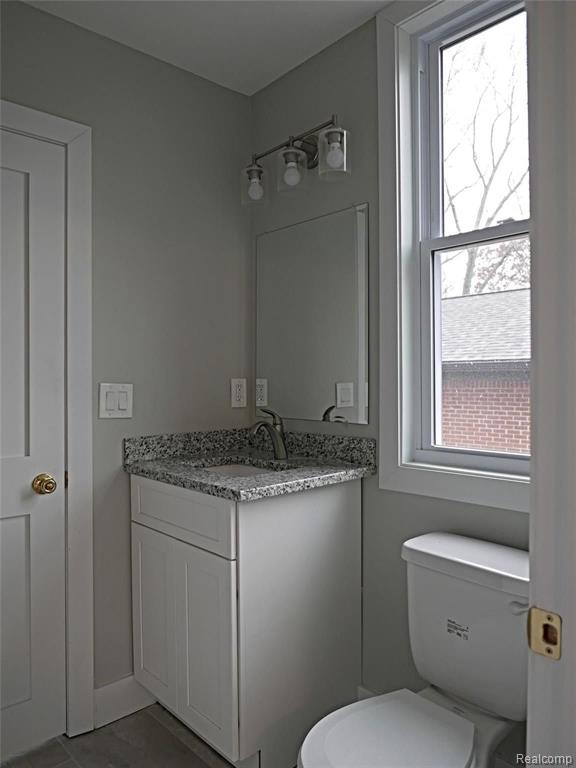 1337 Berkshire Road Grosse Pointe Park, MI 48230 - Photo 12 of 24