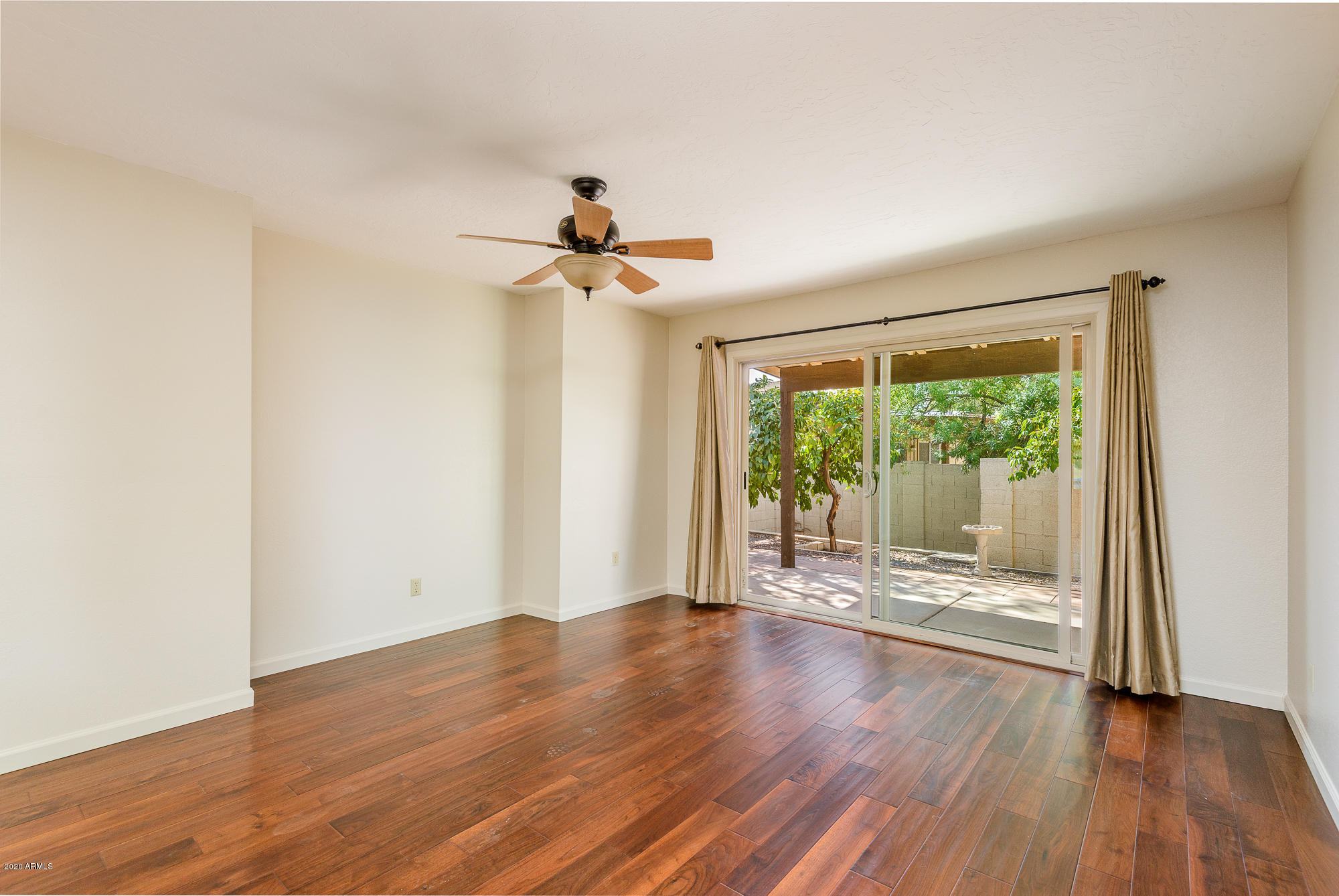 2539 East Wagoner Road Phoenix, AZ 85032 - Photo 9 of 26 Beautiful Wood Flooring in Living Room