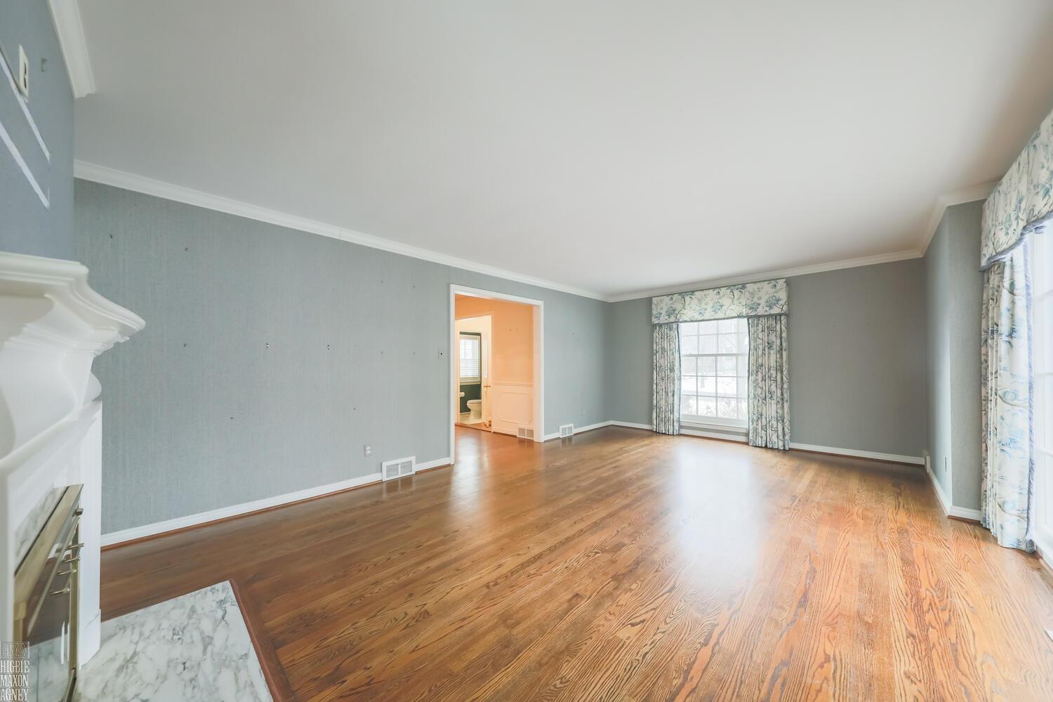 206 Stephens Road Grosse Pointe, MI 48236 - Photo 9 of 44