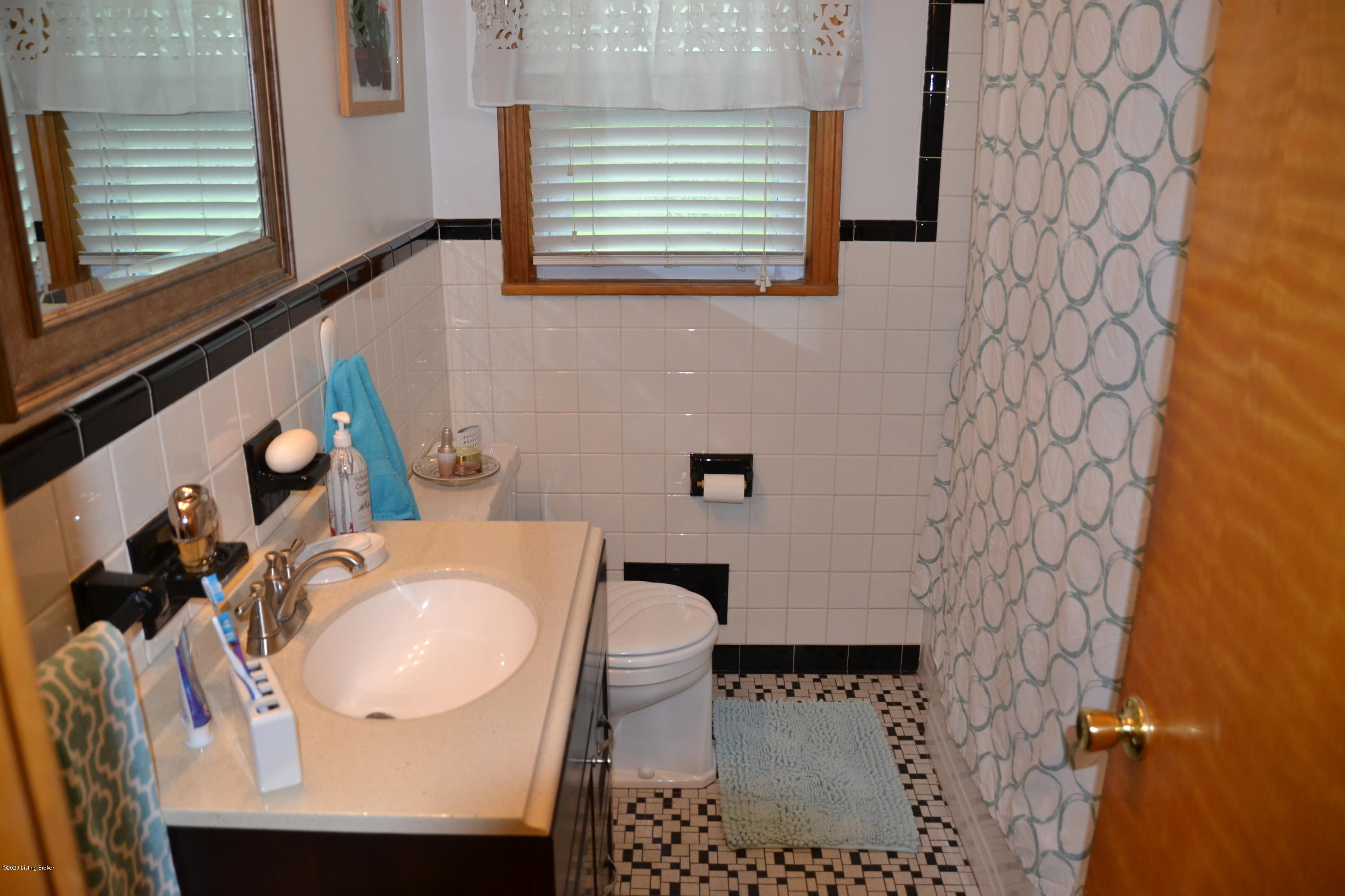 2704 Butler Road Louisville, KY 40216 - Photo 28 of 41 DSC_0039