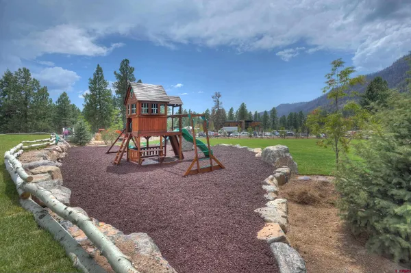 $560,000 | 73 Tamarron Drive, Unit 870, Durango, CO 81301