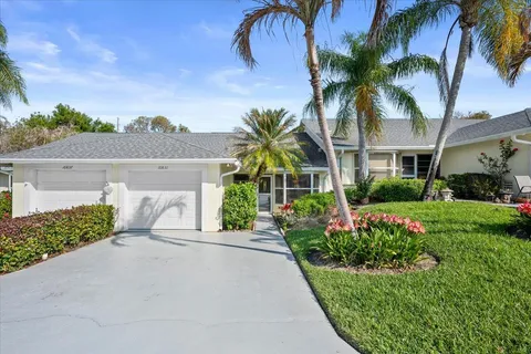 $249,999 | 10831 Southeast Sea Pines Circle, Hobe Sound, FL 33455