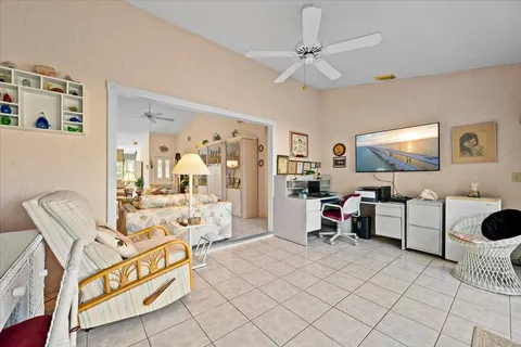 $249,999 | 10831 Southeast Sea Pines Circle, Hobe Sound, FL 33455