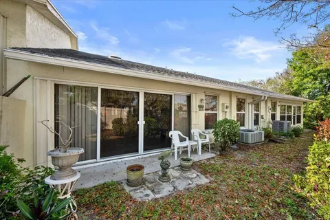 $249,999 | 10831 Southeast Sea Pines Circle, Hobe Sound, FL 33455