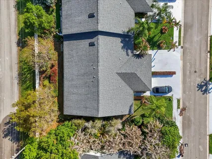 $249,999 | 10831 Southeast Sea Pines Circle, Hobe Sound, FL 33455
