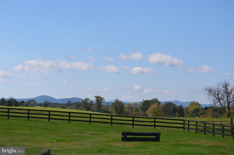 2476 5 Points Road Marshall, VA 20115 - Photo 10 of 30 View