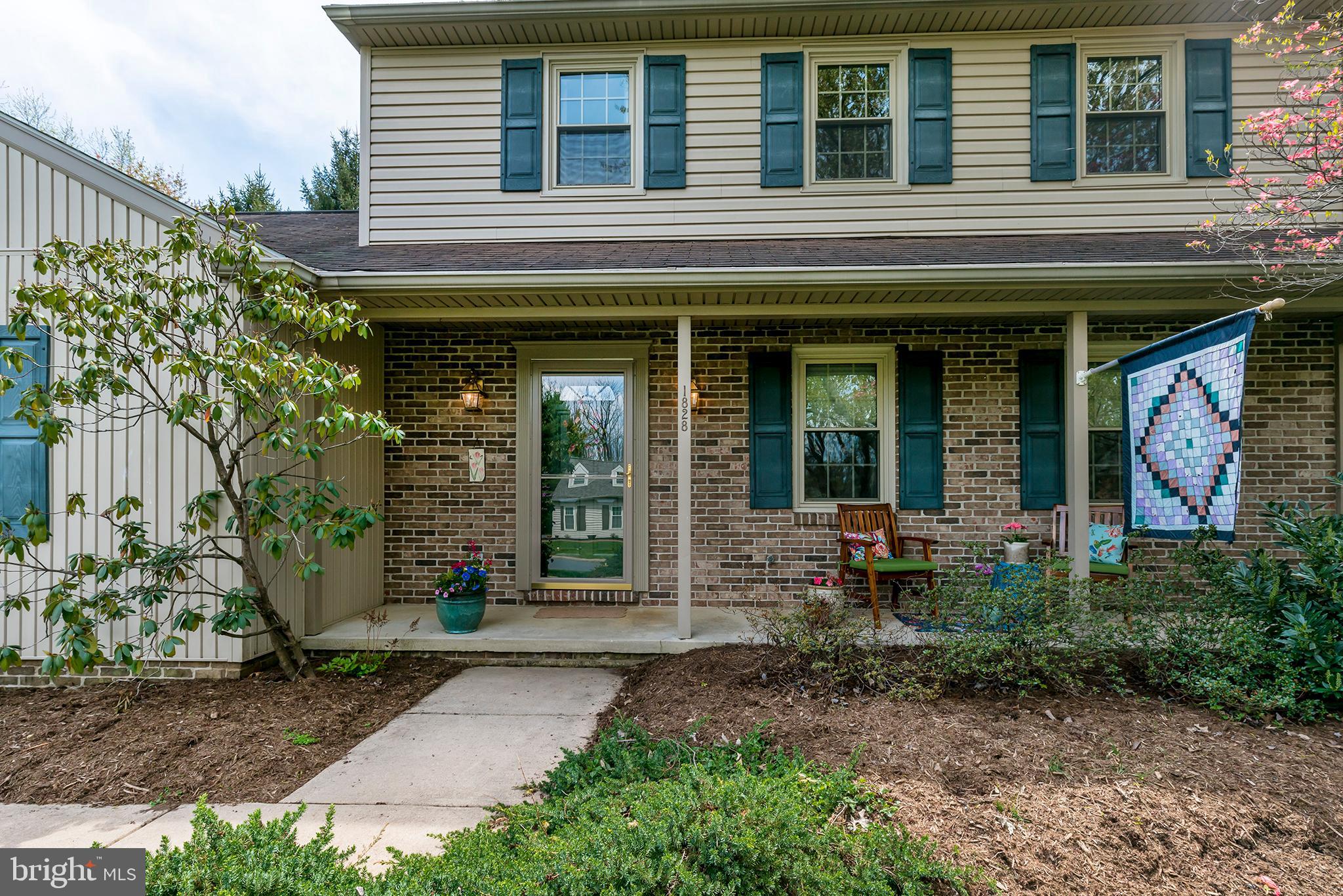 1828 Brubaker Run Road Lancaster, PA 17603 - Photo 2 of 23 Front Porch