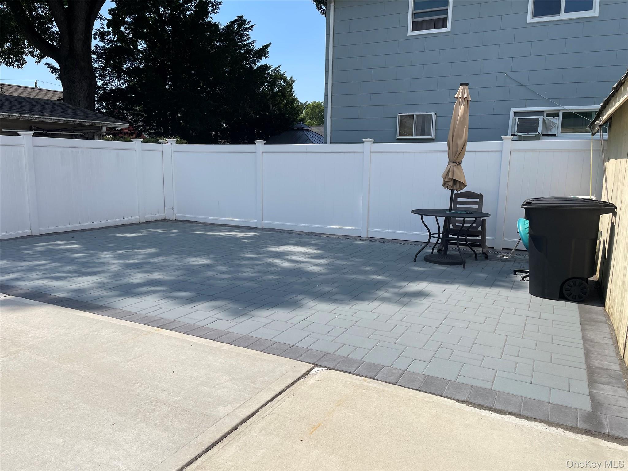 404 Baldwin Road Hempstead, NY 11550 - Photo 14 of 16 Gallery Image 14