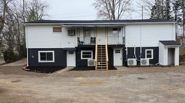 $985 | 606 Dover Road, Unit 1, Clarksville, TN 37042