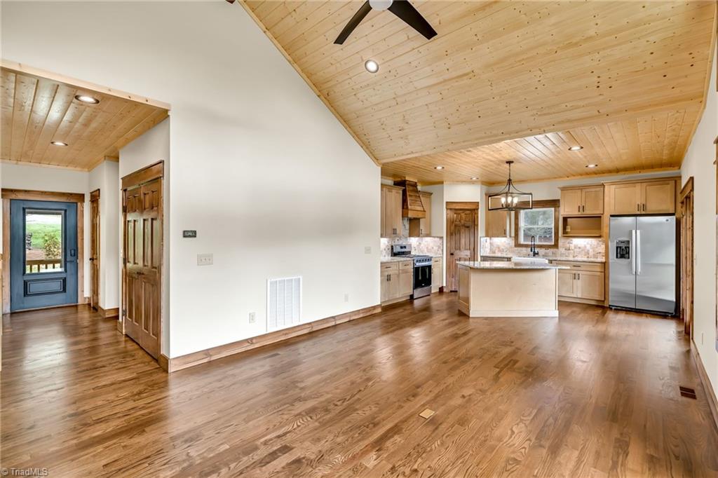 394 Bear Den Road Sparta, NC 28675 - Photo 21 of 48