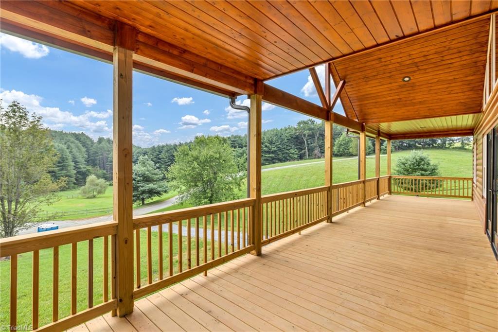 394 Bear Den Road Sparta, NC 28675 - Photo 6 of 48