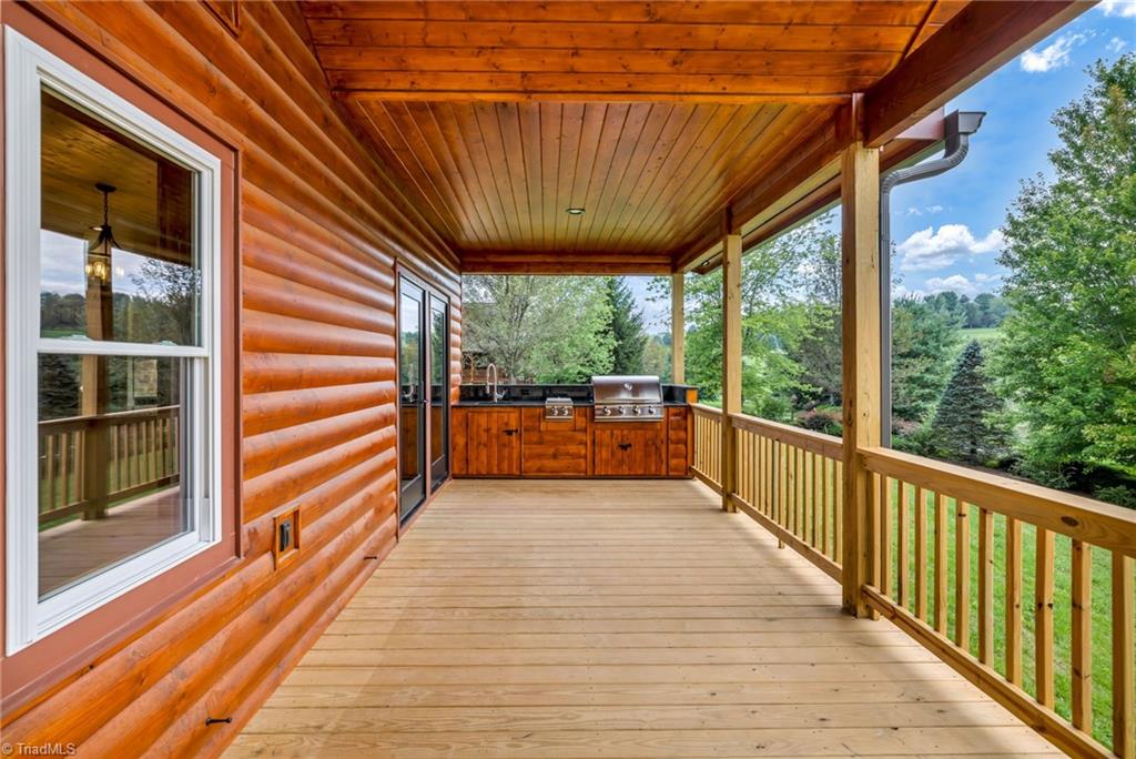 394 Bear Den Road Sparta, NC 28675 - Photo 7 of 48