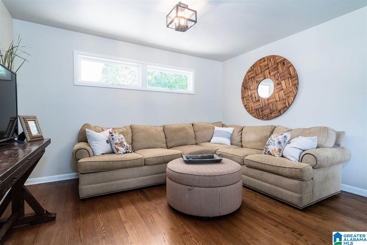 1304 Round Hill Road Birmingham, AL 35216 - Photo 5 of 19