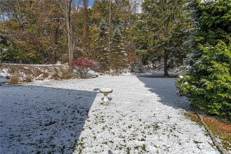 157 Poplar Ridge Road Pittsburgh, PA 15235 - Photo 17 of 19 Gallery Image 17