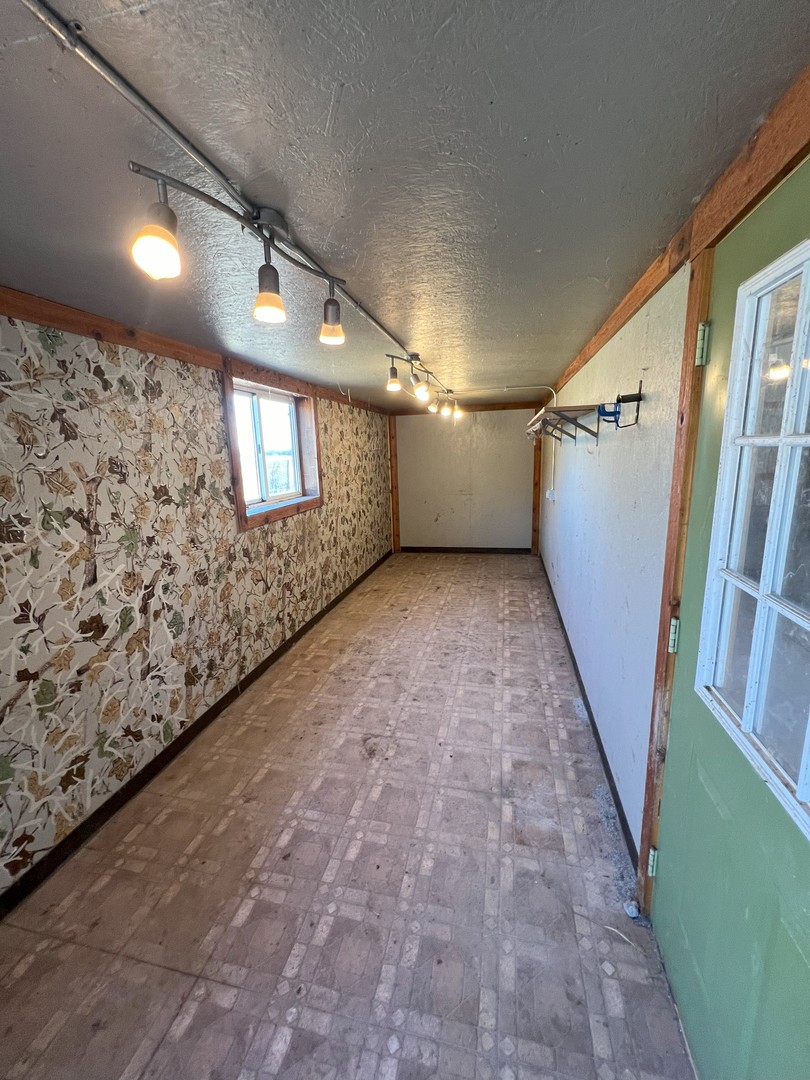 37432 South Macks Road Wilmington, IL 60481 - Photo 38 of 45 Gallery Image 38