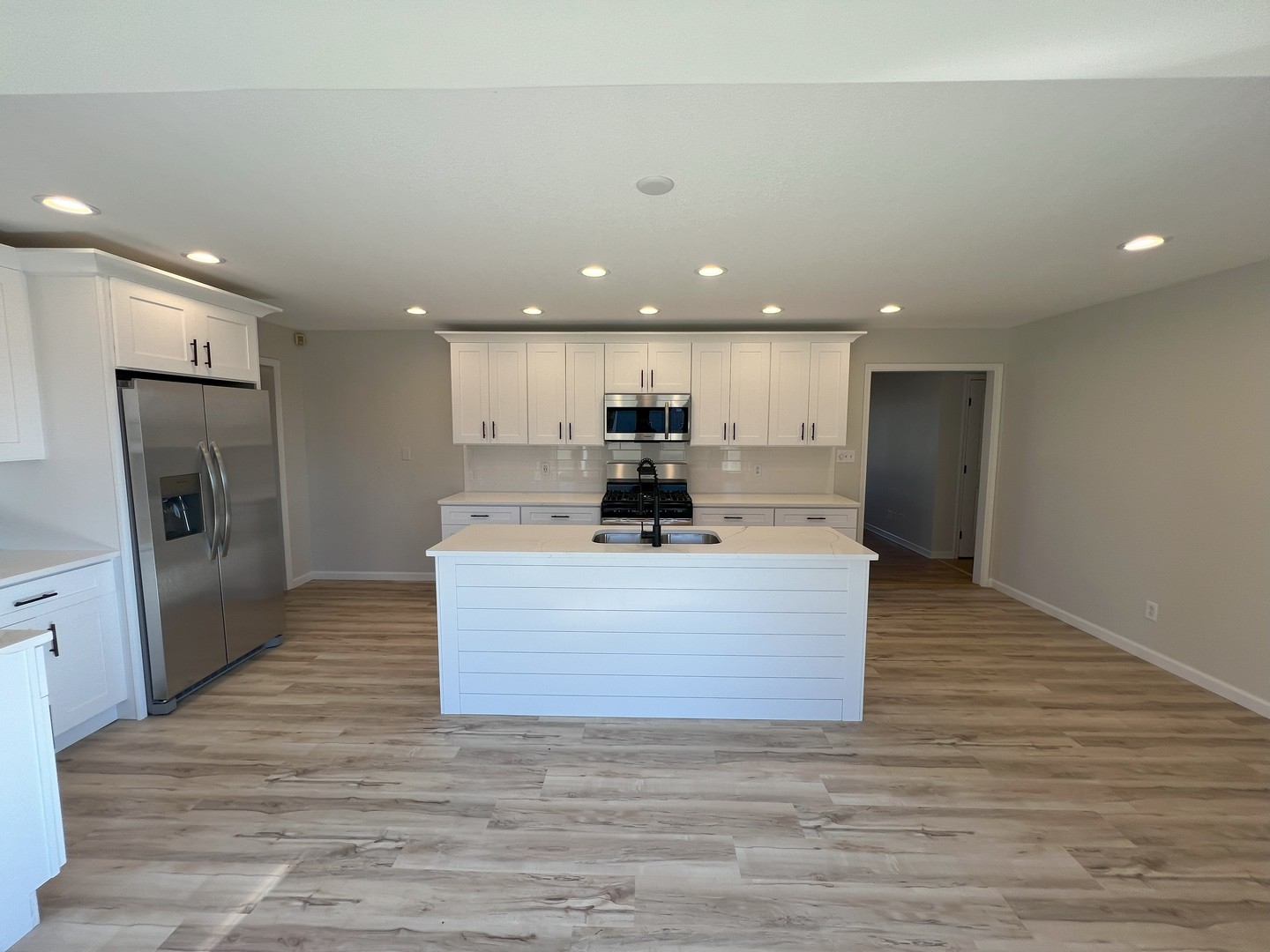 37432 South Macks Road Wilmington, IL 60481 - Photo 7 of 45 Gallery Image 7